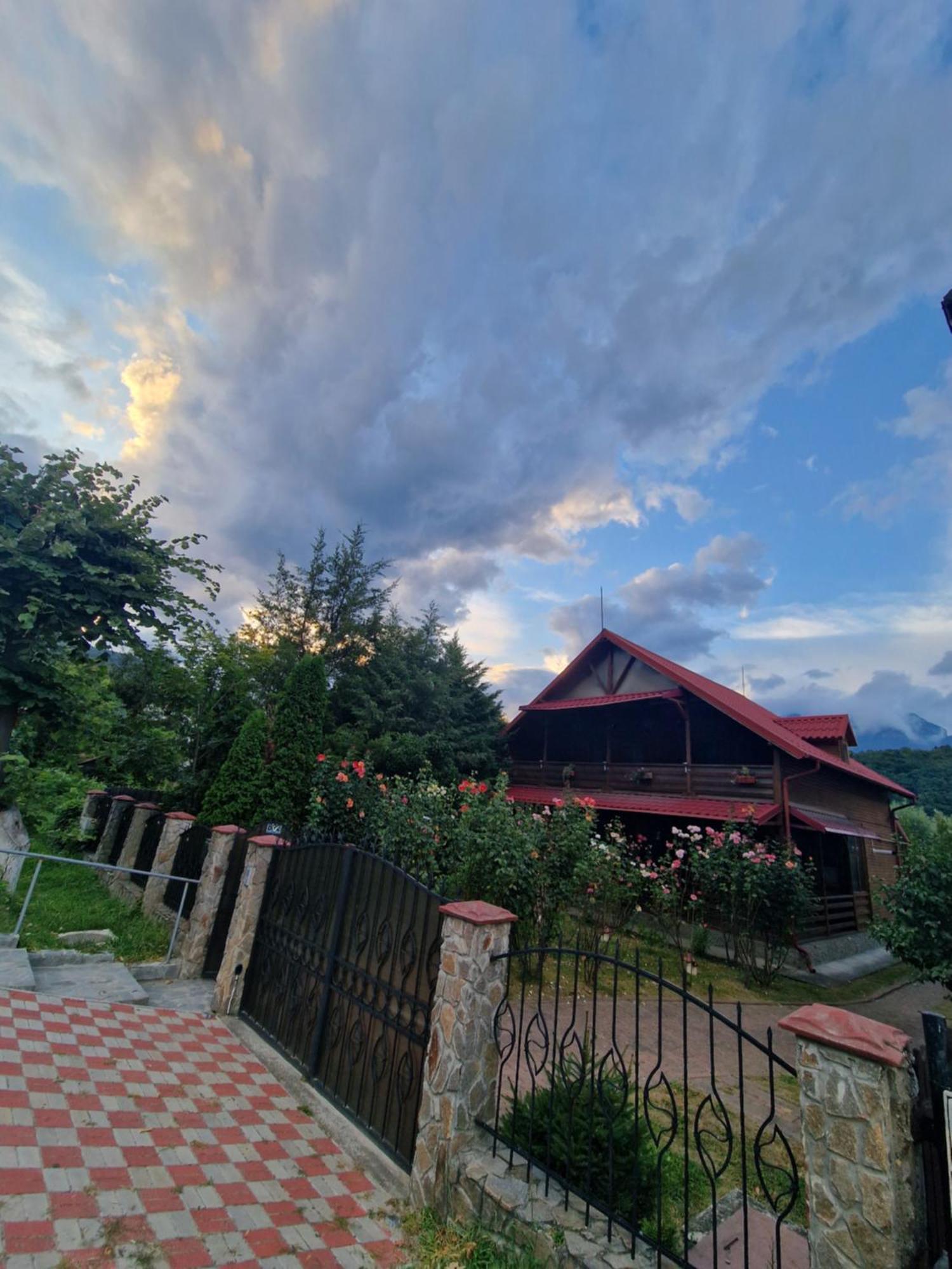Casa de vacanță Căciulata Exterior foto